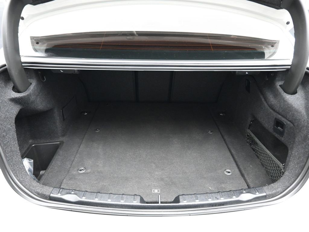 Used 2018 BMW 330e image 44