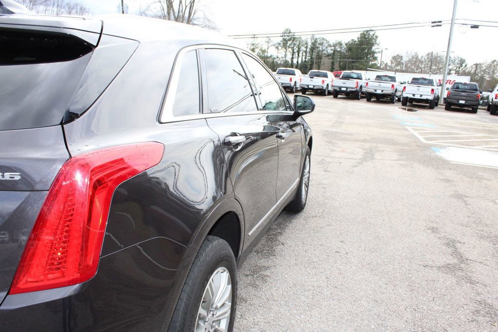 Used 2018 Cadillac XT5 Luxury w/ Driver Awareness Package image 22