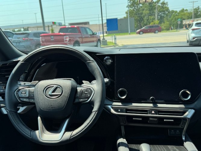 Used 2025 Lexus RX 350 Premium w/ Convenience Package AWD/4WD image 14
