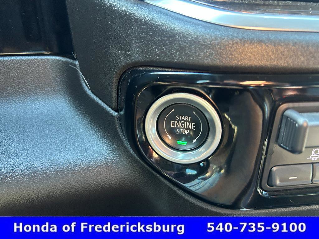 Used 2024 Chevrolet Silverado 1500 RST w/ Convenience Package II AWD/4WD image 18