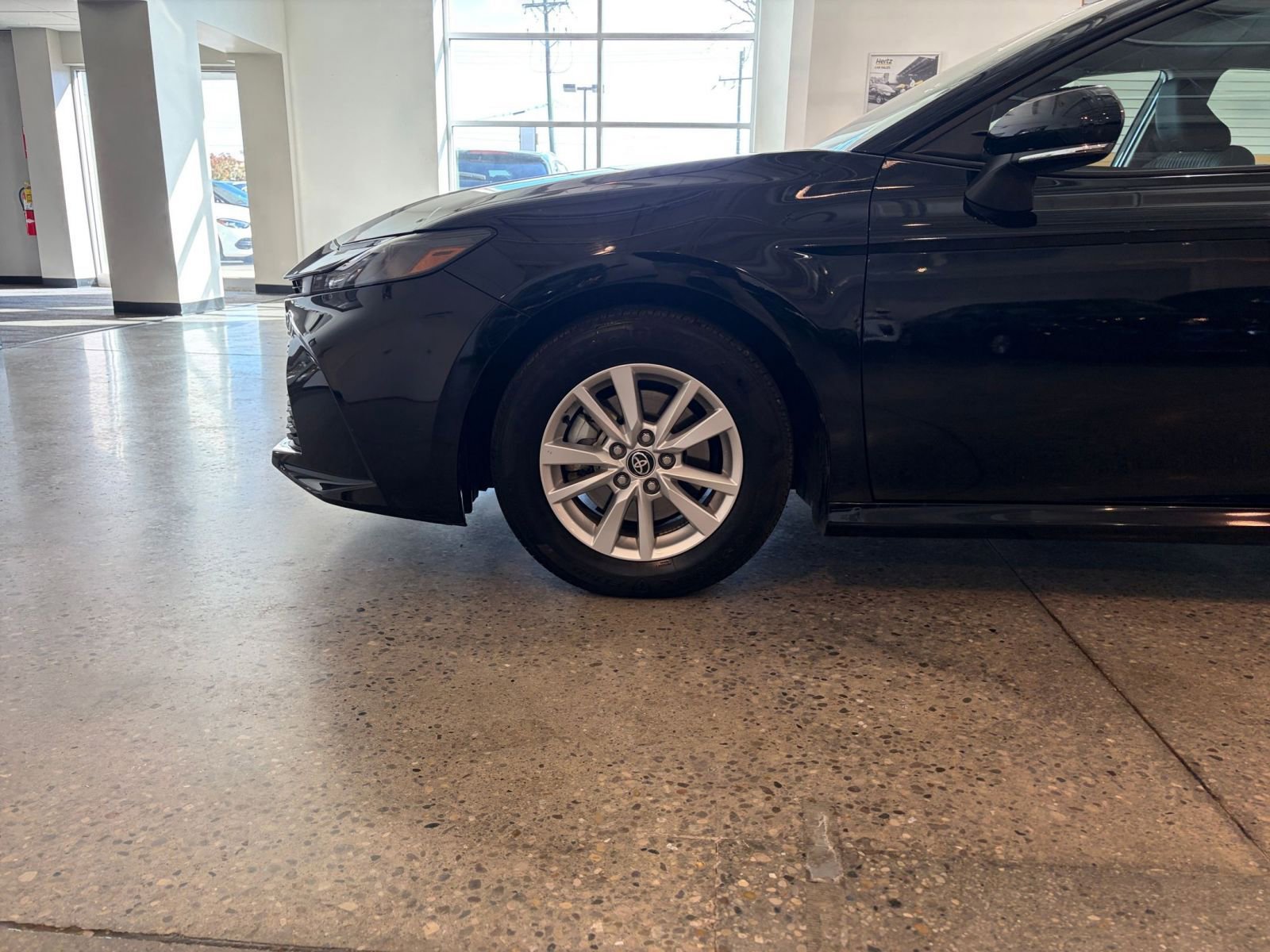 Used 2025 Toyota Camry LE image 29