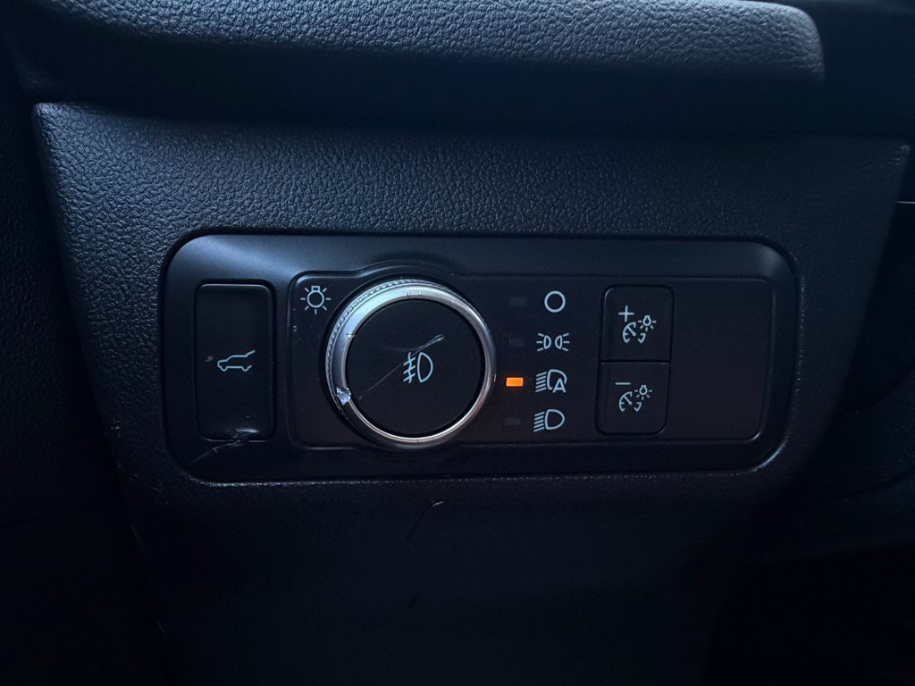 Used 2021 Ford Escape SEL FWD image 16