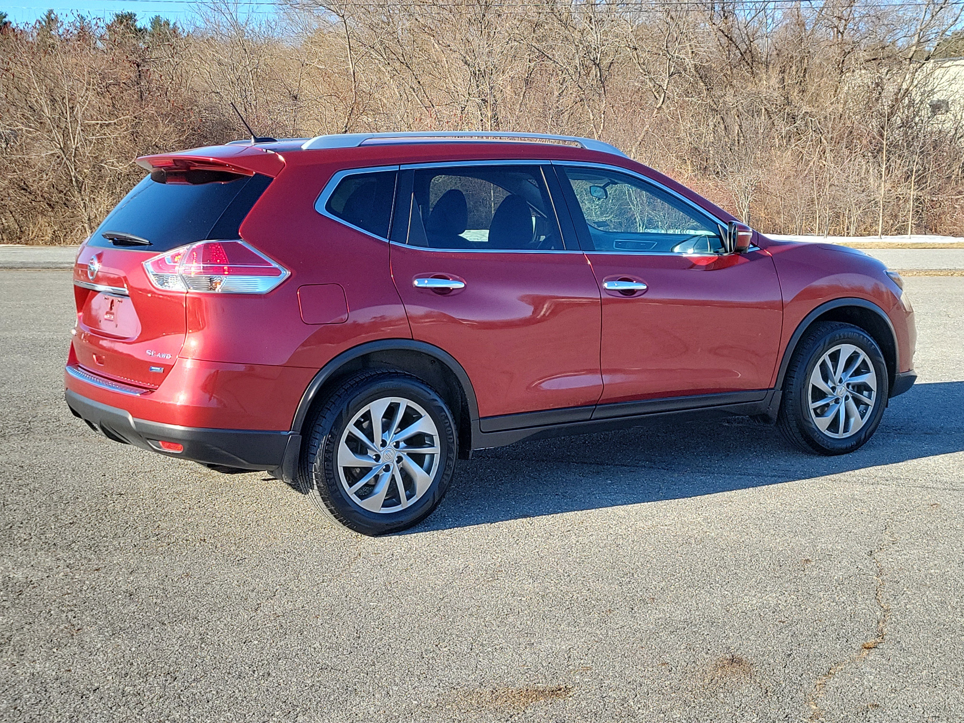 Used 2014 Nissan Rogue SL image 5