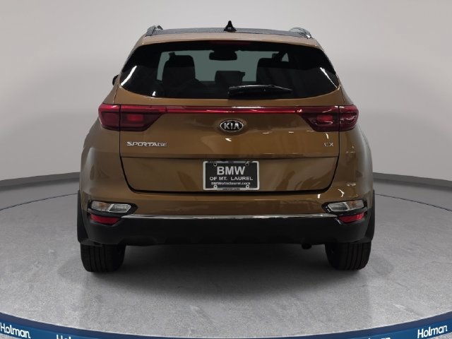 Used 2020 Kia Sportage EX w/ Option Group 15 AWD/4WD image 7