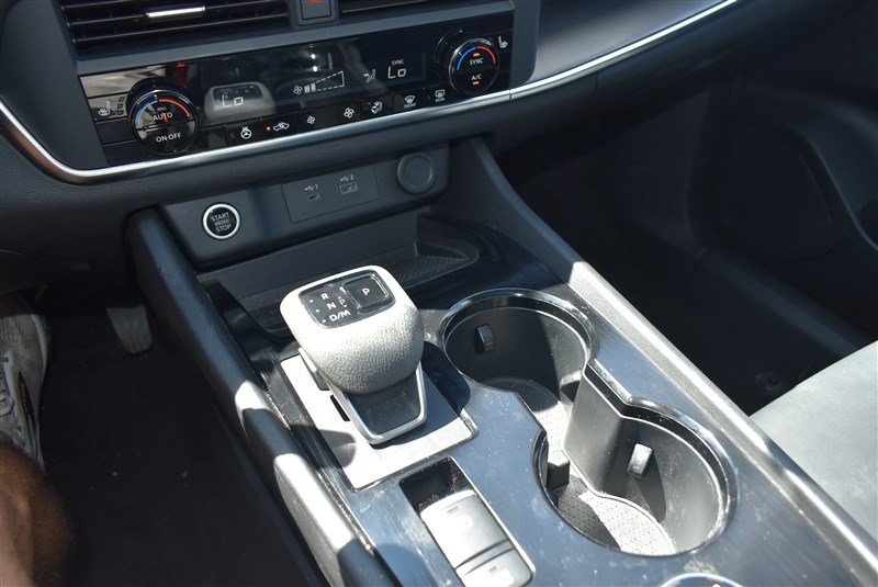Used 2023 Nissan Rogue SV w/ SV Premium B Package AWD/4WD image 19