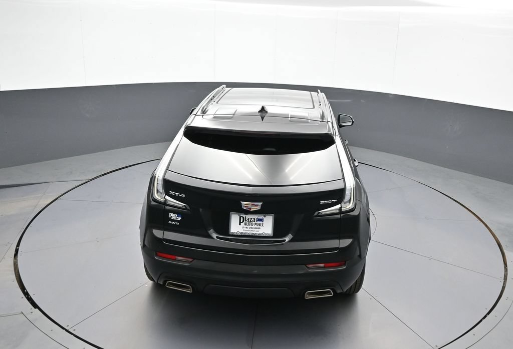Used 2023 Cadillac XT4 Sport w/ Technology Package AWD/4WD image 40