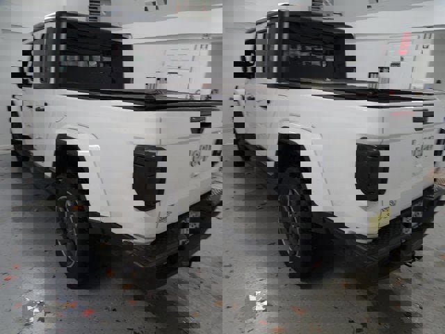 Certified 2021 Jeep Gladiator Overland w/ Popular Equipment Package image 17