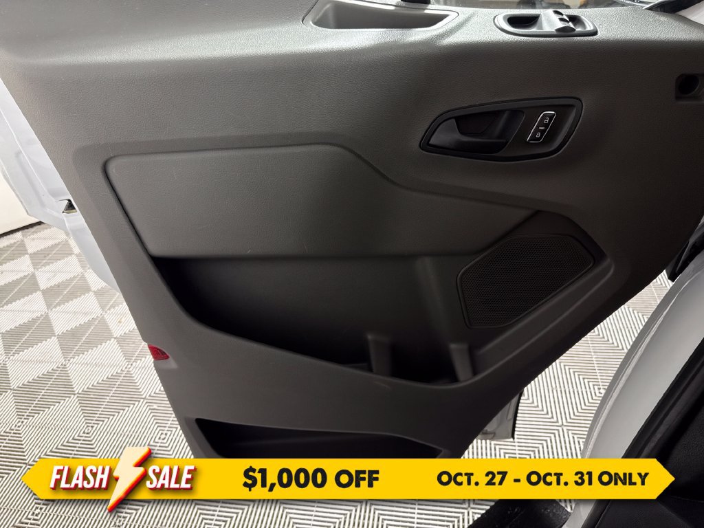 Used 2024 Ford Transit 250 Low Roof w/ Exterior Upgrade Package RWD image 9