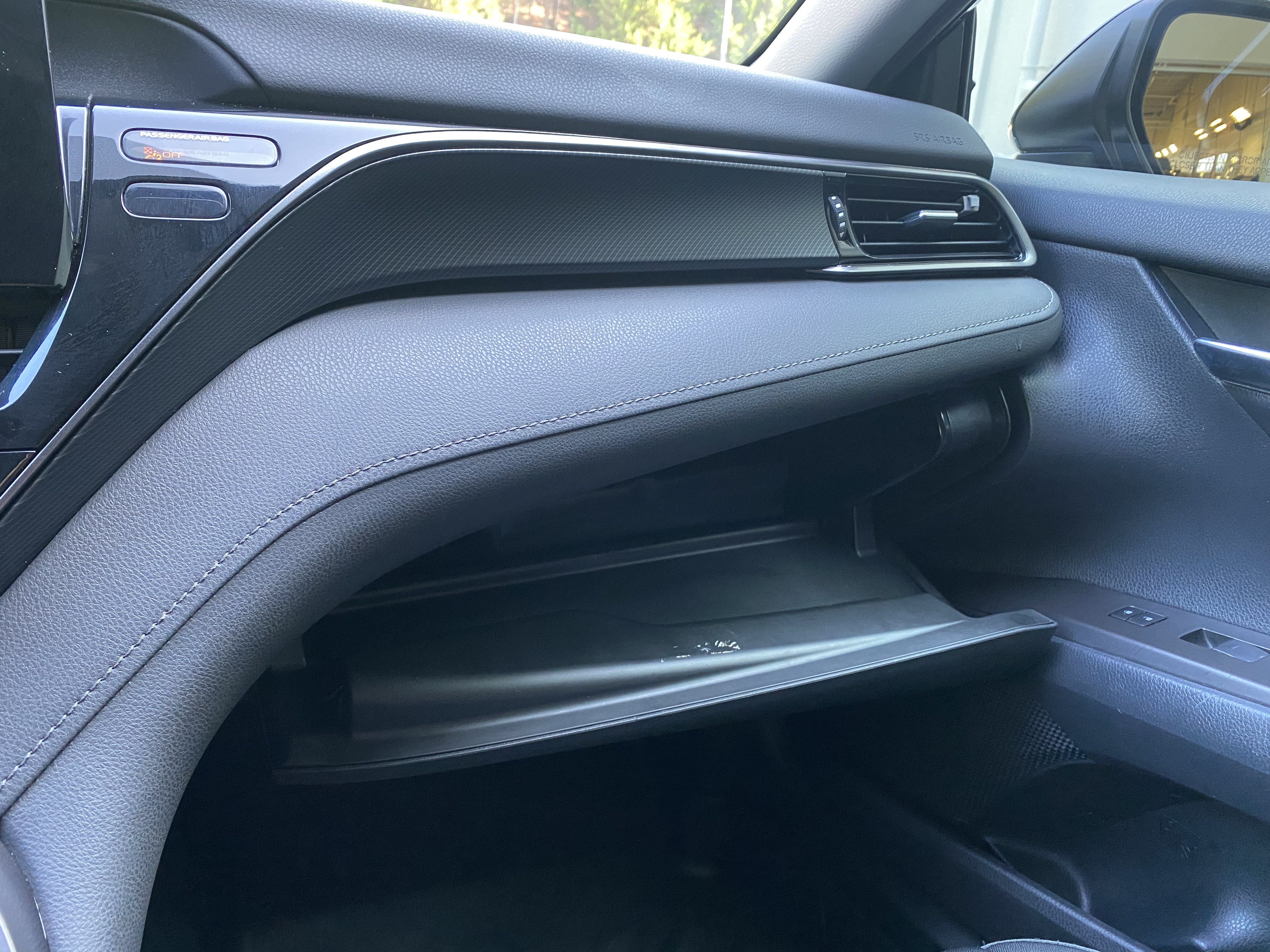 Used 2021 Toyota Camry LE FWD image 29