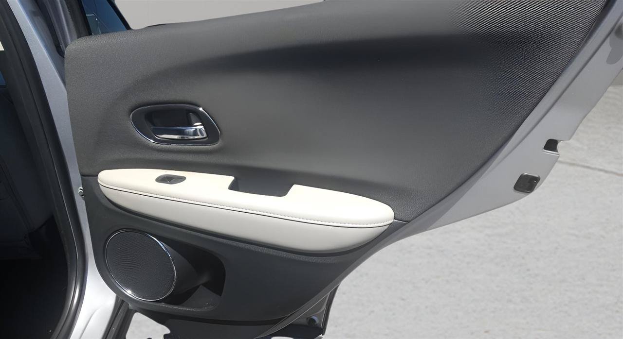 Used 2019 Honda HR-V EX image 26