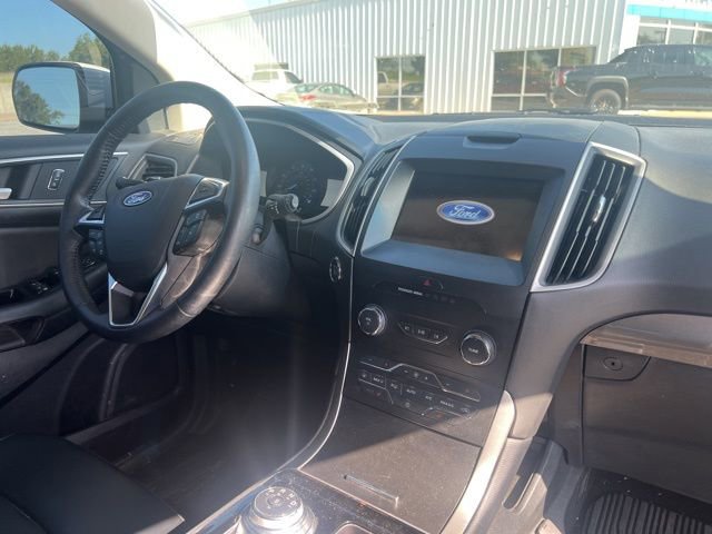 Used 2019 Ford Edge SEL w/ Equipment Group 201A image 8