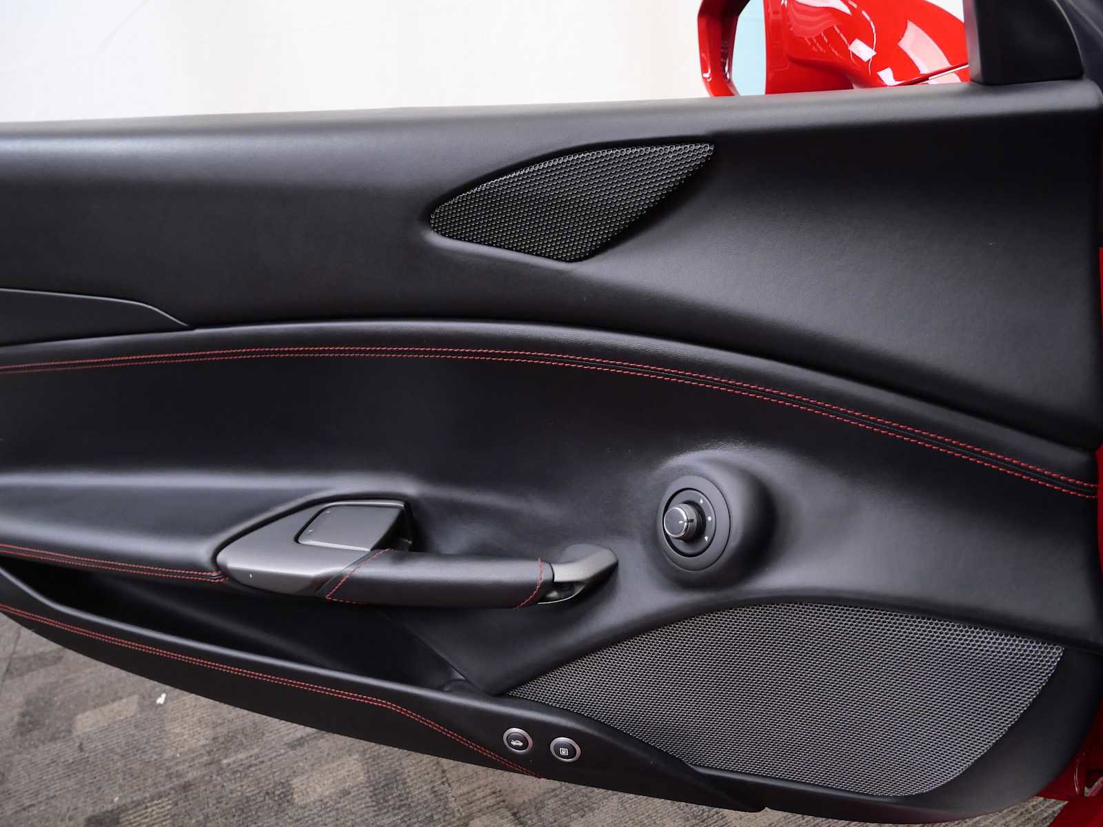 Certified 2019 Ferrari 488 Spider RWD image 33