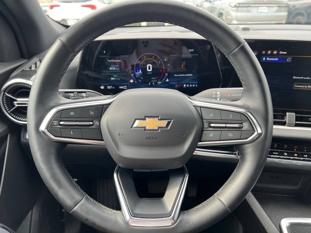 Used 2025 Chevrolet Equinox LT AWD/4WD image 23