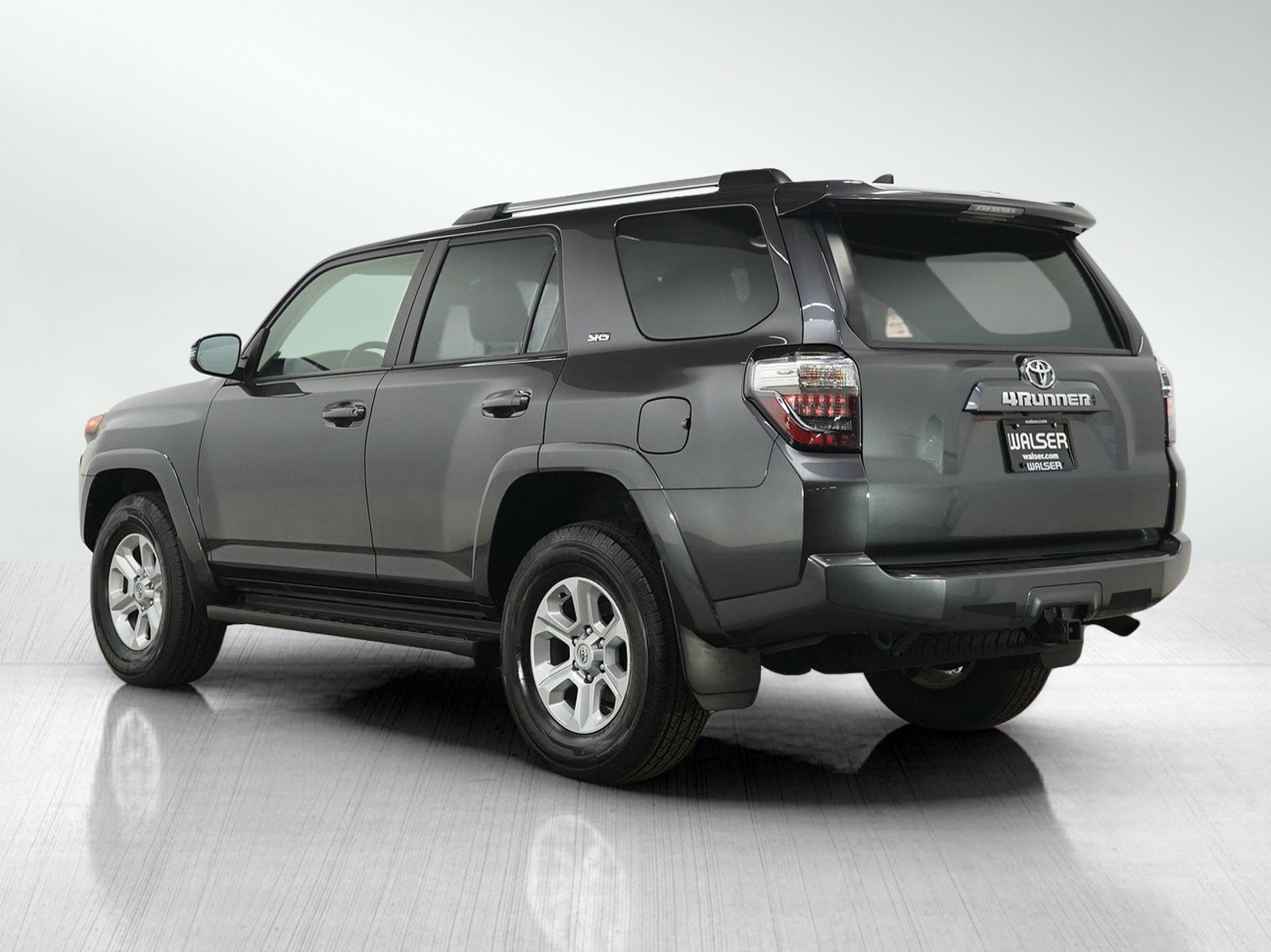 Used 2023 Toyota 4Runner SR5 Premium AWD/4WD image 3