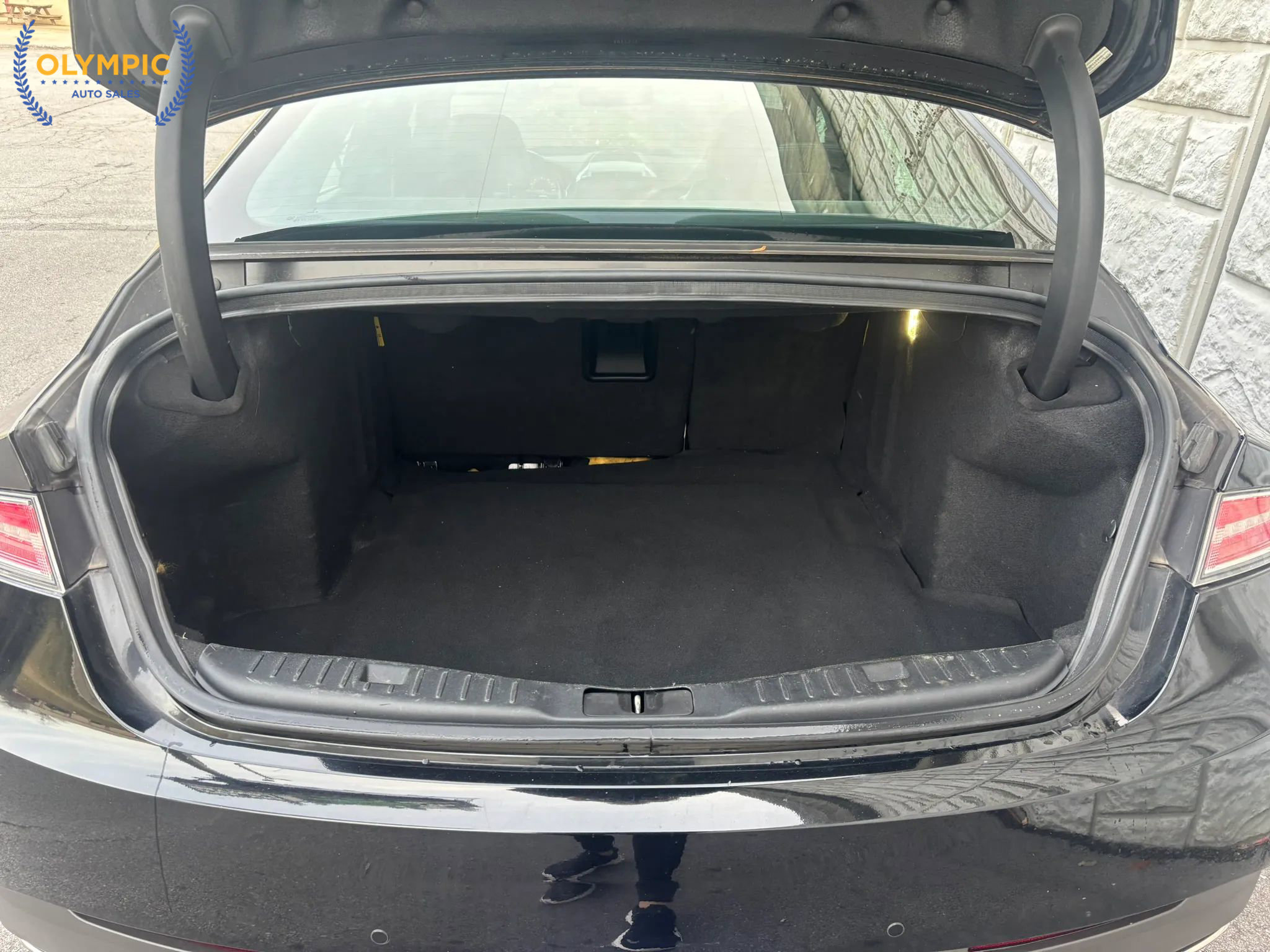 Used 2017 Lincoln MKZ Premiere image 40