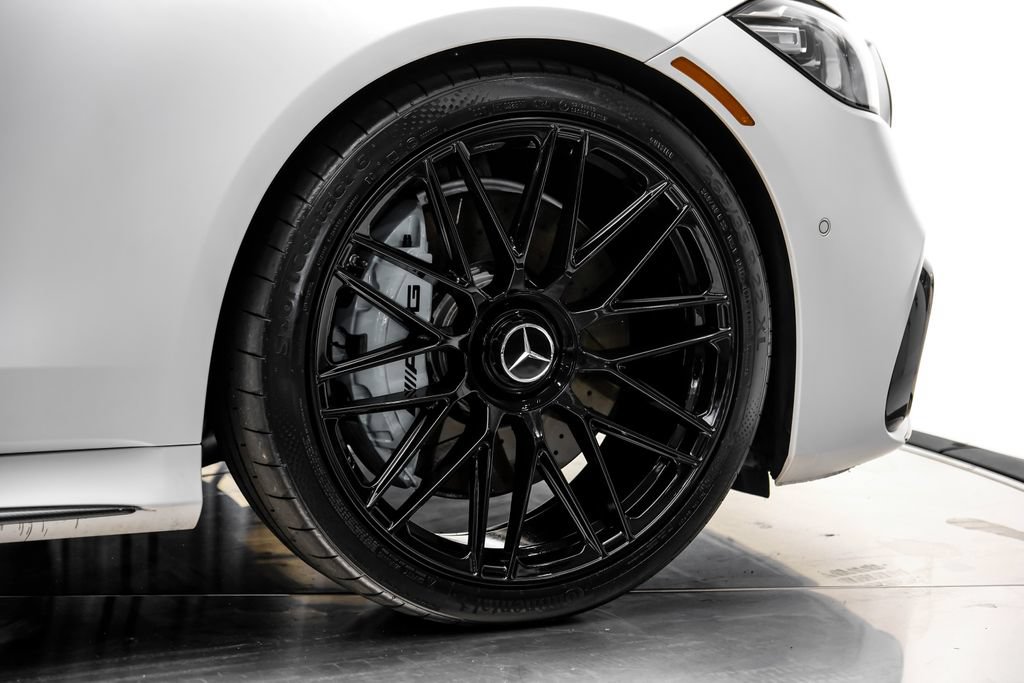 Used 2024 Mercedes-Benz S 63 AMG S w/ Carbon Fiber Exterior Package image 69