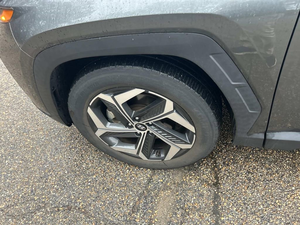 Used 2022 Hyundai Tucson Limited w/ Cargo Package image 15
