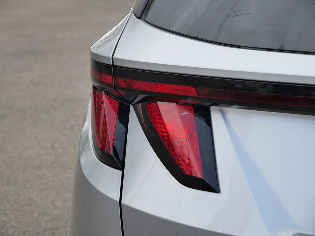 Used 2025 Hyundai Tucson SEL FWD image 9