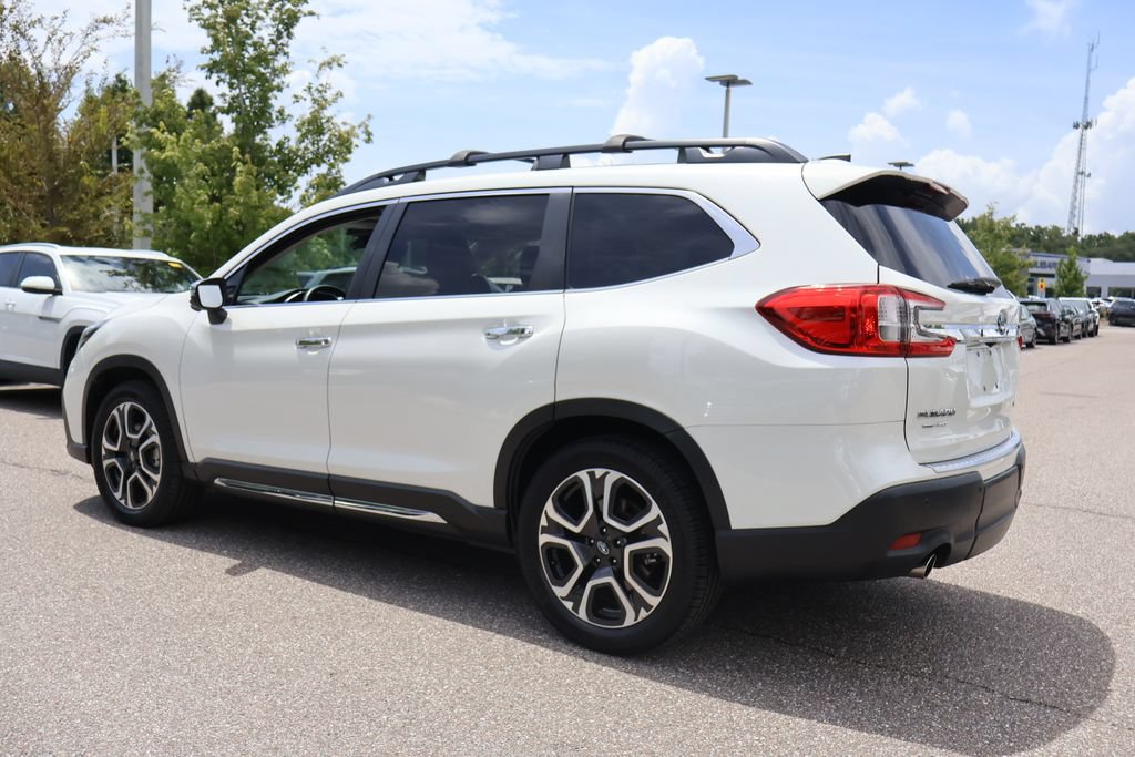 Used 2023 Subaru Ascent Touring AWD/4WD image 5