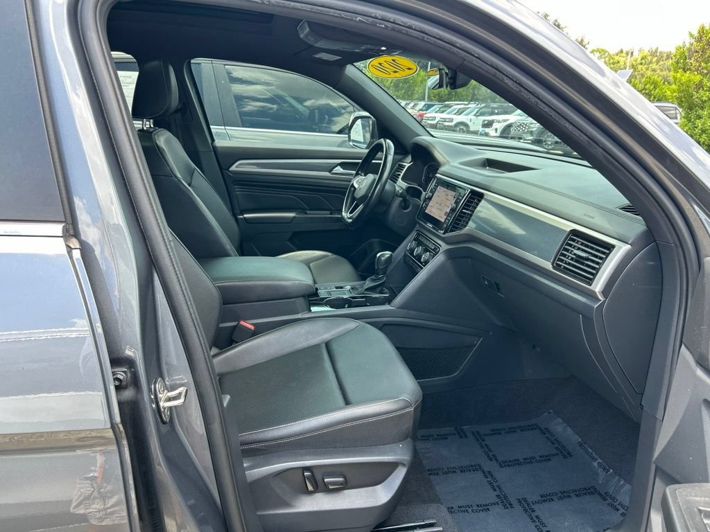 Used 2020 Volkswagen Atlas Cross Sport SEL FWD image 44