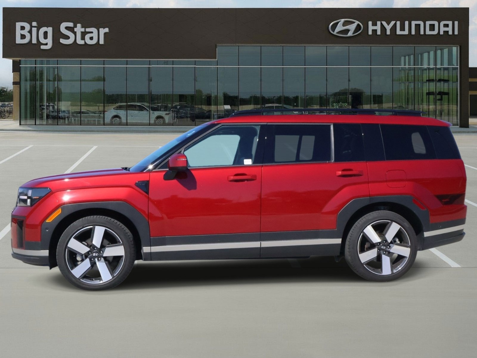 Used 2025 Hyundai Santa Fe Limited FWD image 2