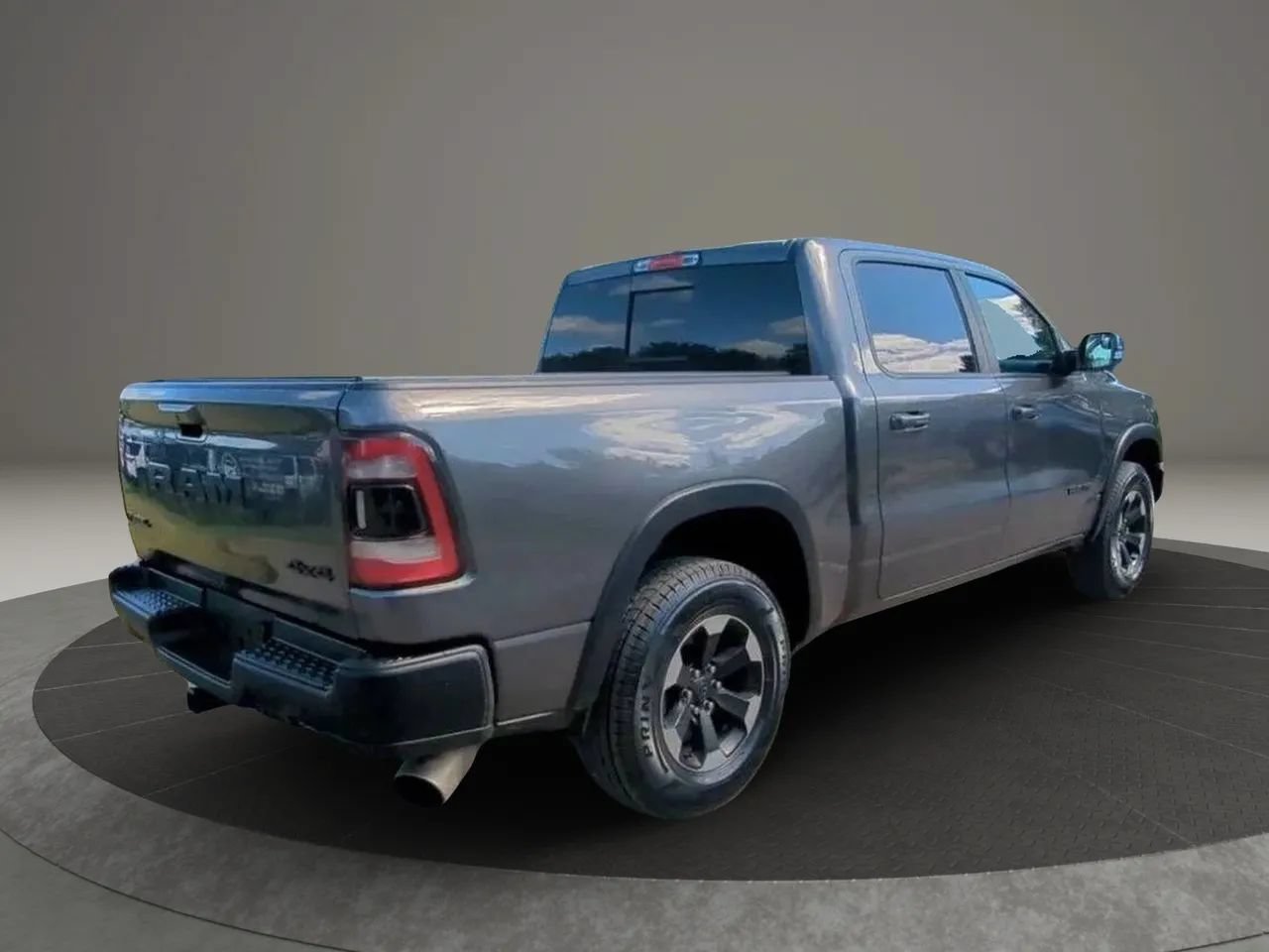 Used 2019 RAM 1500 Rebel w/ Rebel Level 2 Equipment Group AWD/4WD image 4