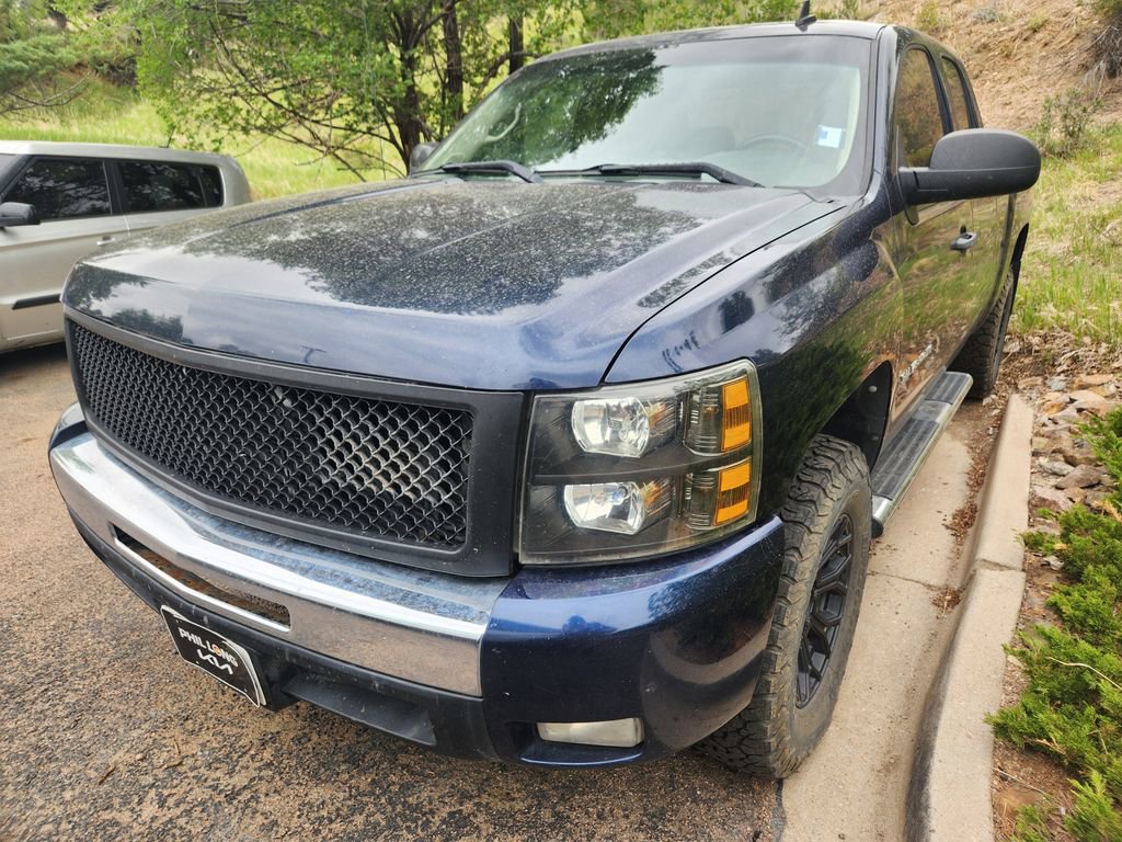 Used 2011 Chevrolet Silverado 1500 LT w/ All-Star Edition AWD/4WD image 17