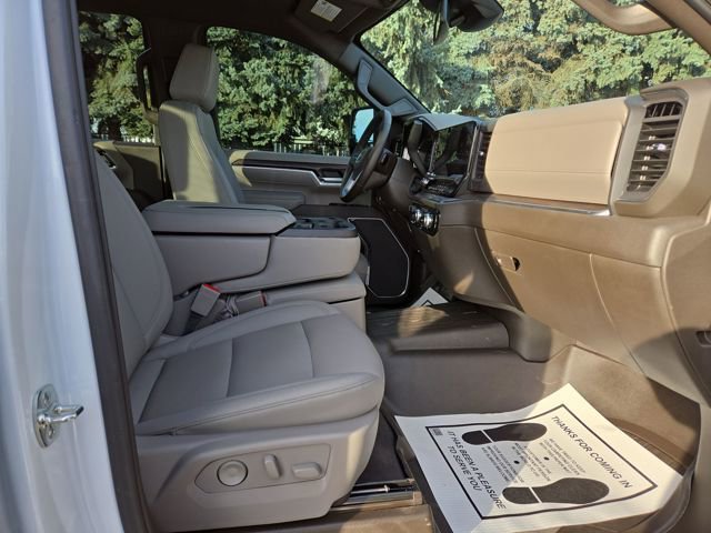 Used 2026 GMC Sierra 3500 SLT image 36