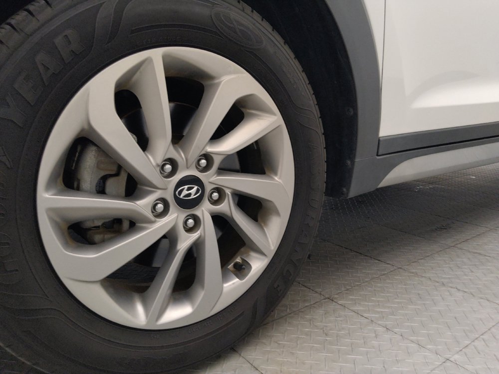 Used 2017 Hyundai Tucson SE Plus w/ Cargo Package FWD image 31