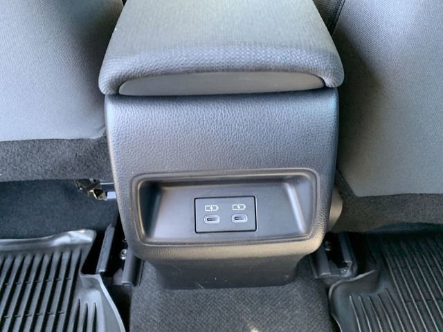 Used 2025 Toyota Corolla LE FWD image 31