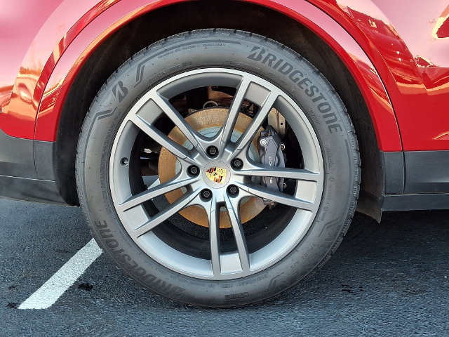 Certified 2024 Porsche Cayenne AWD/4WD image 13
