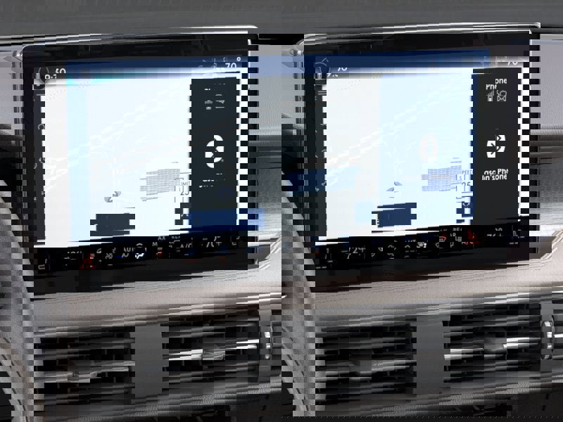 New 2024 Lincoln Corsair Premiere w/ Equipment Group 101A image 14