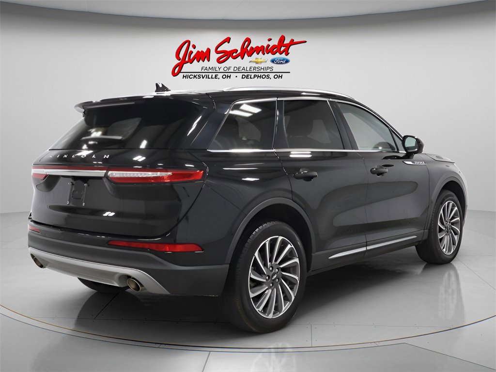 Used 2023 Lincoln Corsair Reserve image 6