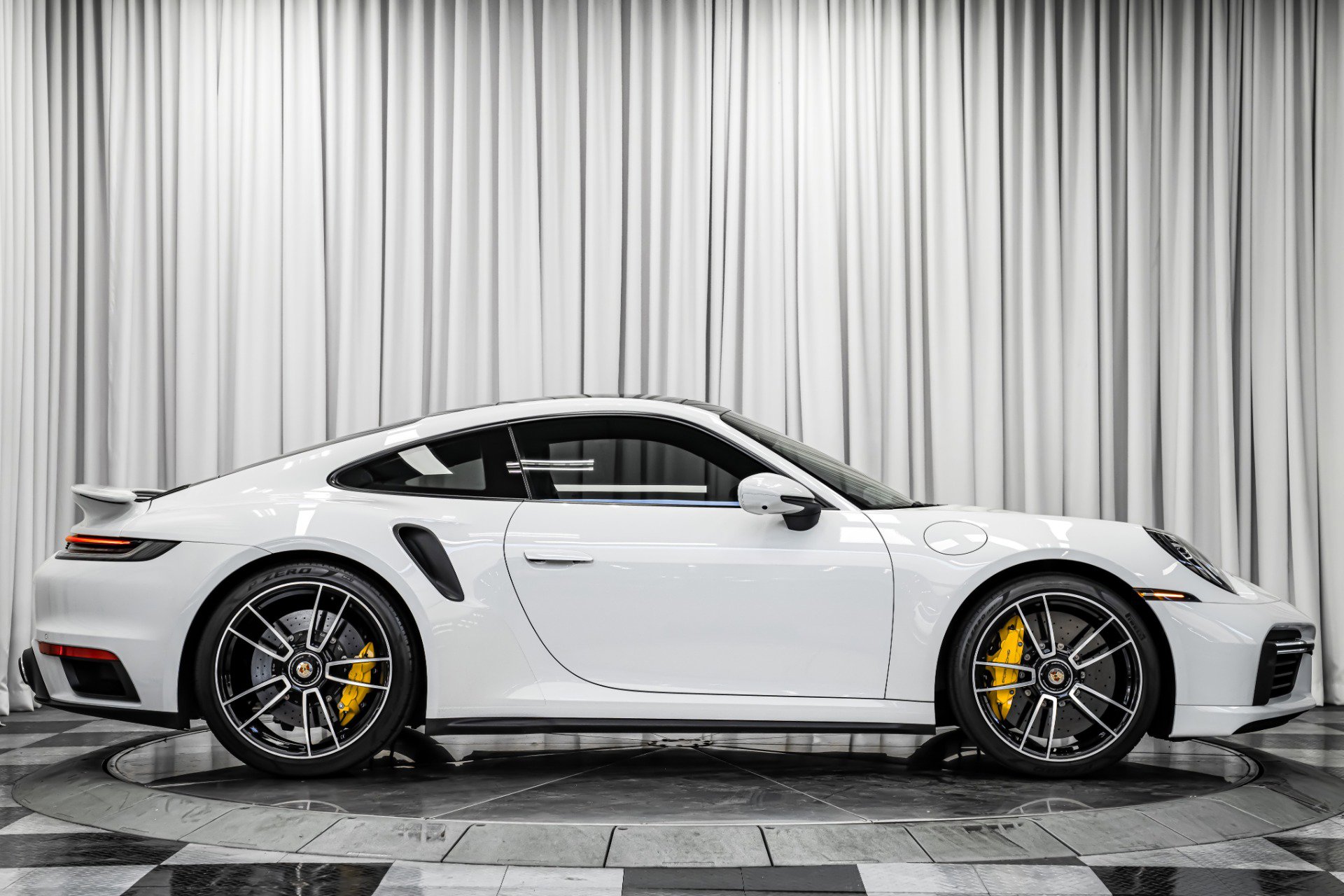 Used 2021 Porsche 911 Turbo S image 42