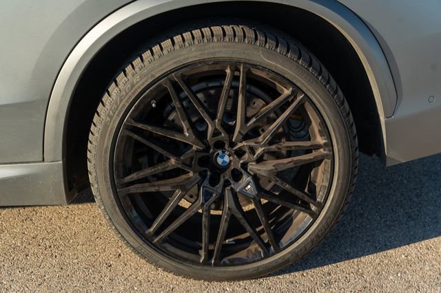 Used 2024 BMW X5 M Competition w/ Premium Package image 10
