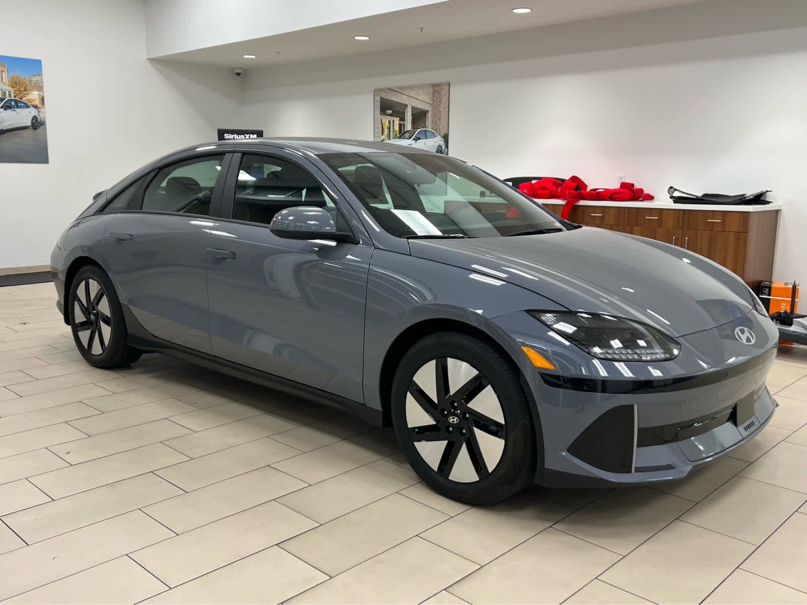 New 2025 Hyundai Ioniq 6 SE image 5