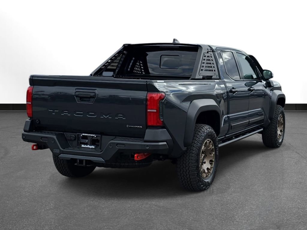 Used 2025 Toyota Tacoma Trailhunter image 5