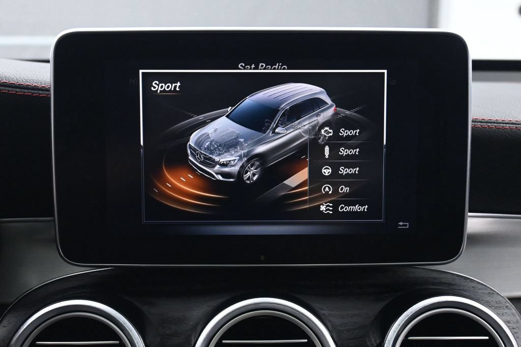 Used 2018 Mercedes-Benz GLC 43 AMG 4MATIC image 32