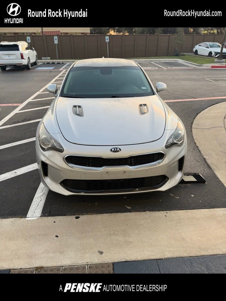 Used 2018 Kia Stinger image 1