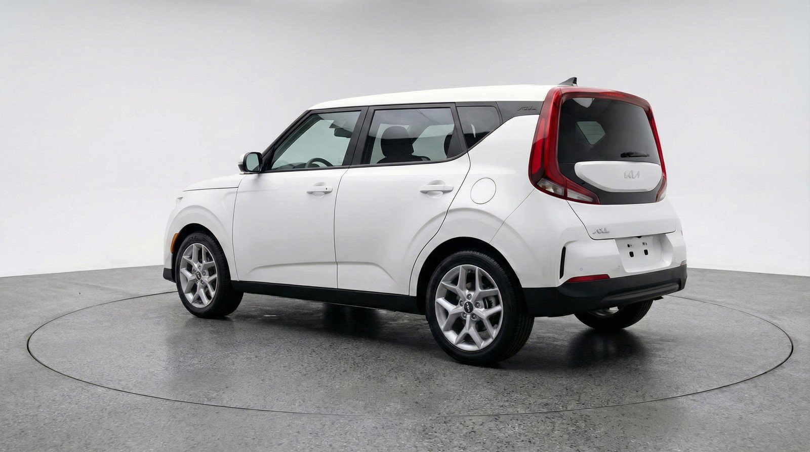 Used 2025 Kia Soul LX w/ LX Technology Package image 6