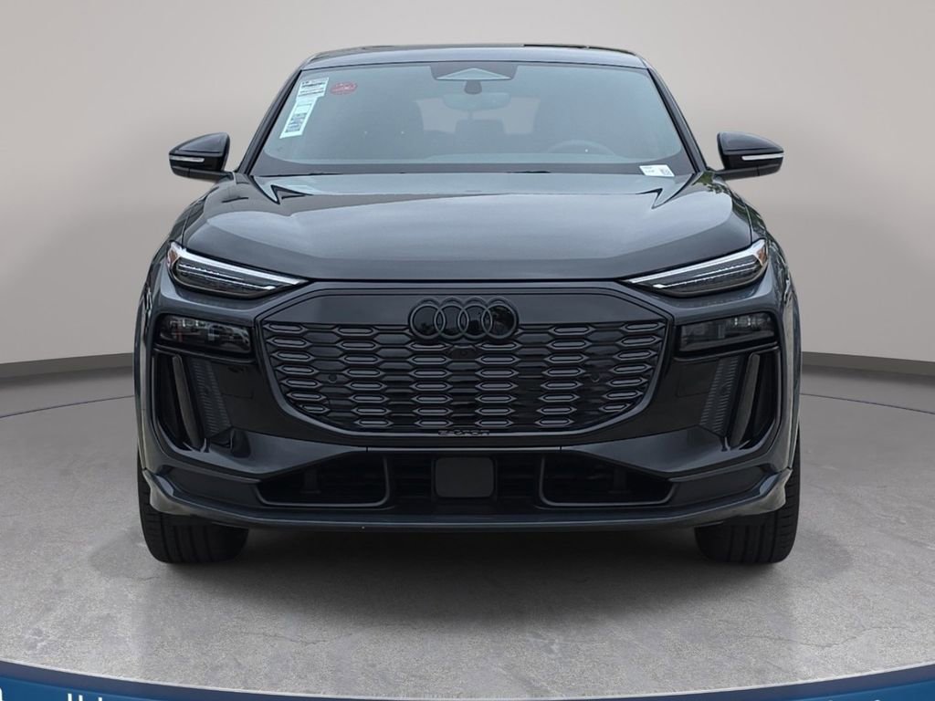 New 2027 Audi Q6 e-tron Premium Plus AWD/4WD image 2