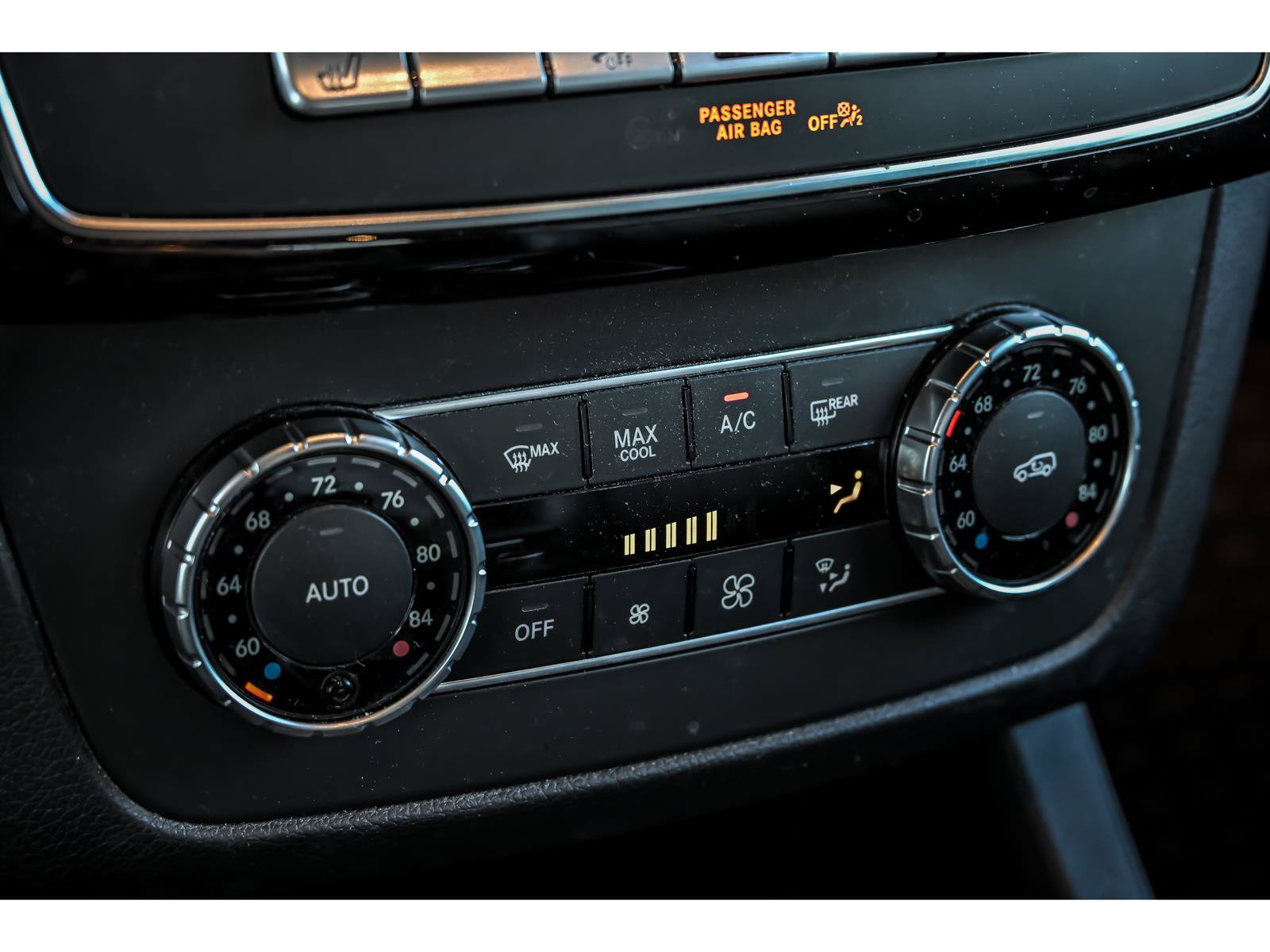 Used 2019 Mercedes-Benz GLE 400 4MATIC image 24