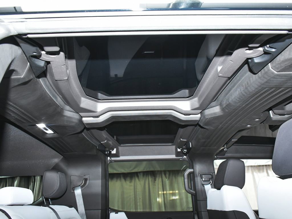 Used 2025 GMC Hummer EV 2X w/ Extreme Off-Road Package AWD/4WD image 55