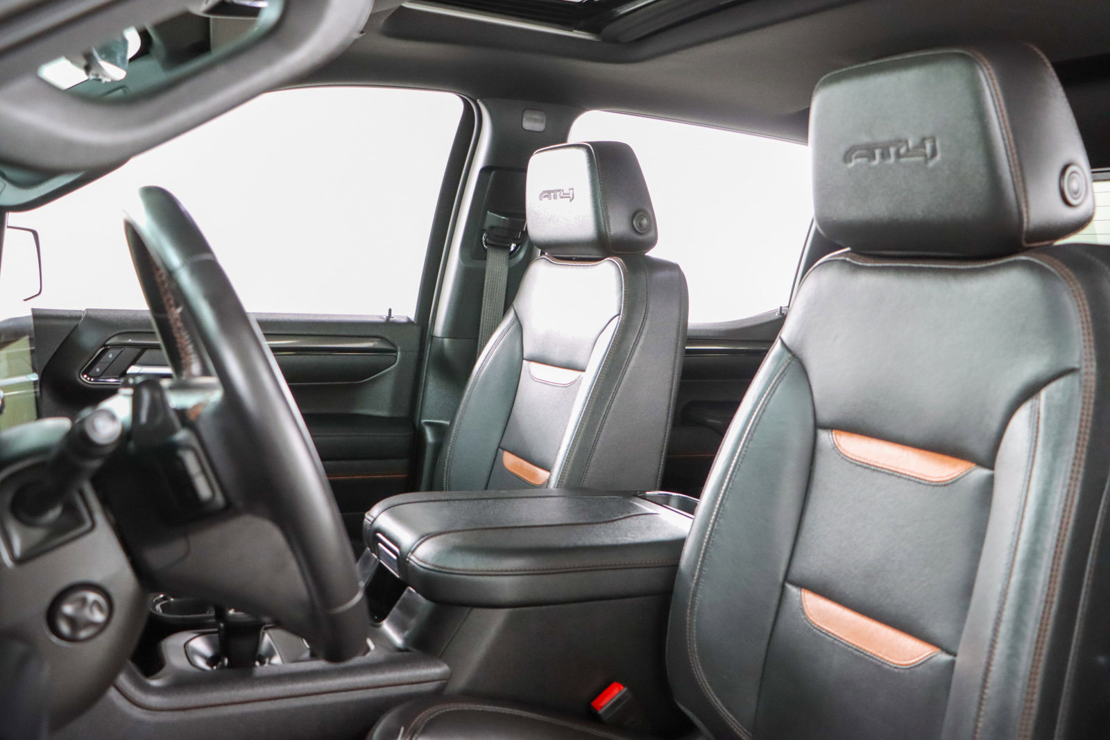 Used 2023 GMC Sierra 1500 AT4 w/ Technology Package image 27