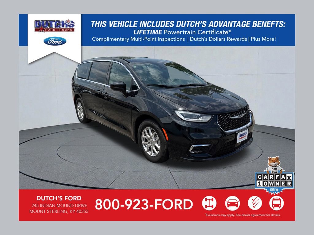 Used 2025 Chrysler Pacifica Select