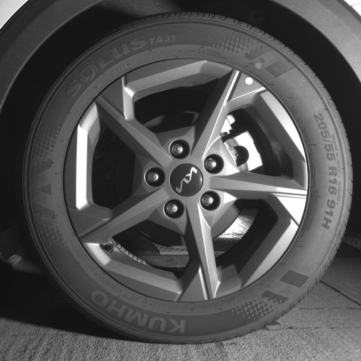 Used 2025 Kia K4 FWD image 14