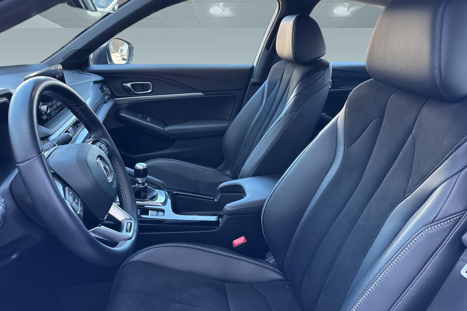 Used 2023 Acura Integra A-Spec w/ Technology Package FWD image 5