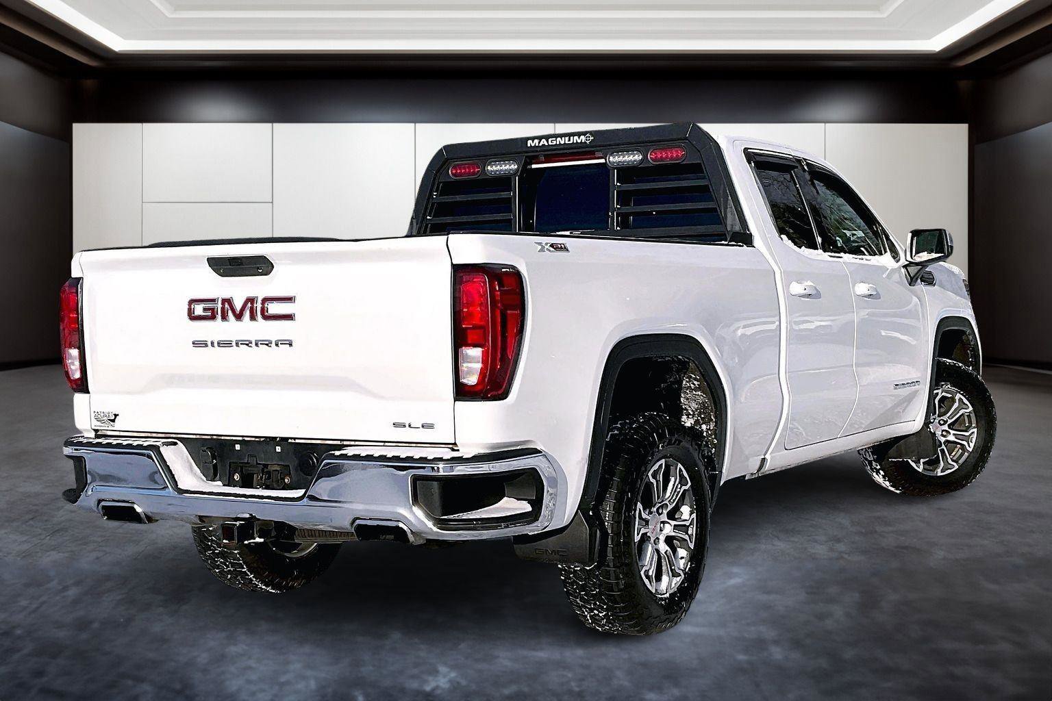 Used 2021 GMC Sierra 1500 SLE w/ X31 Off-Road Package image 2