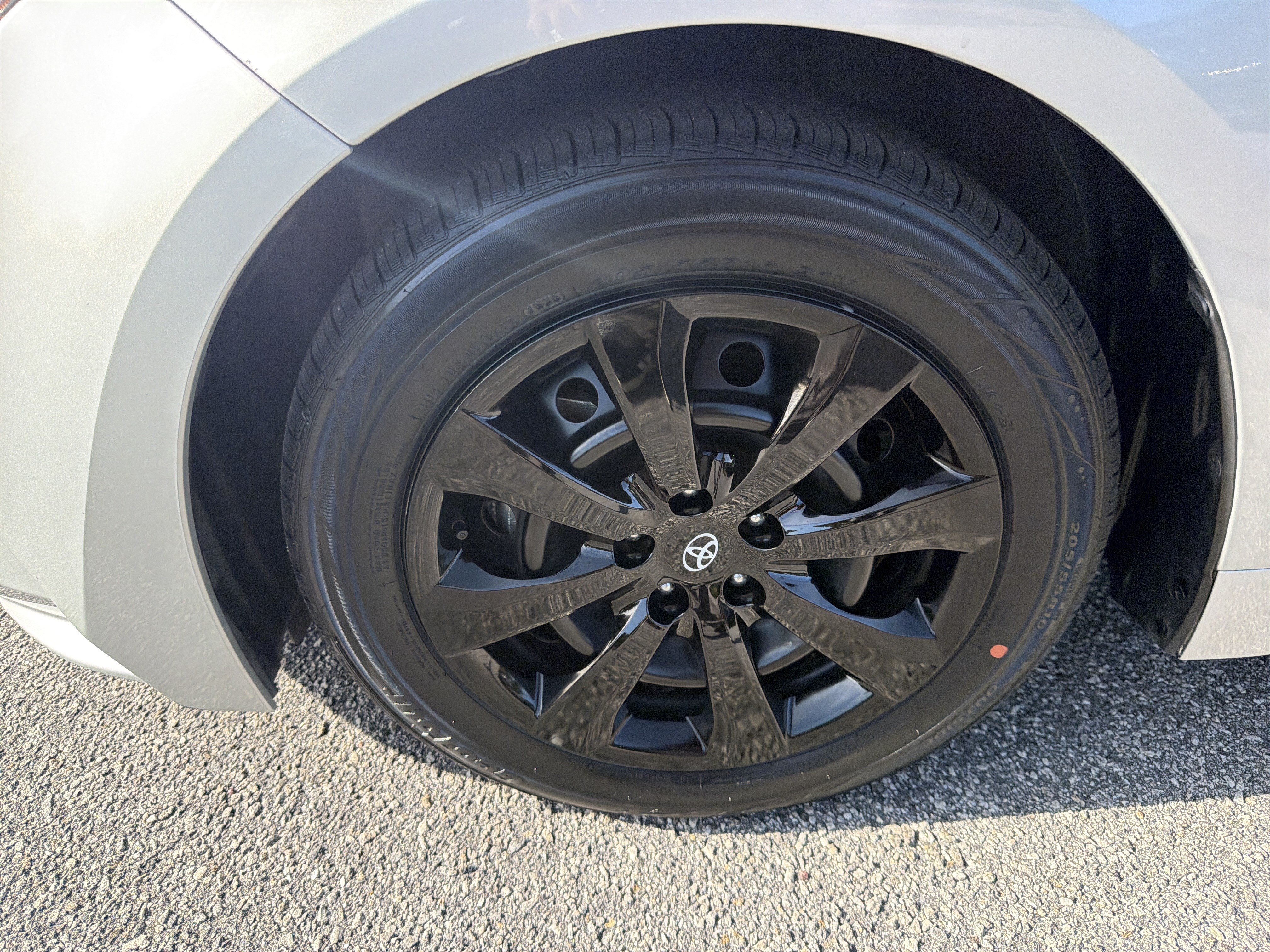 Certified 2024 Toyota Corolla LE FWD image 21