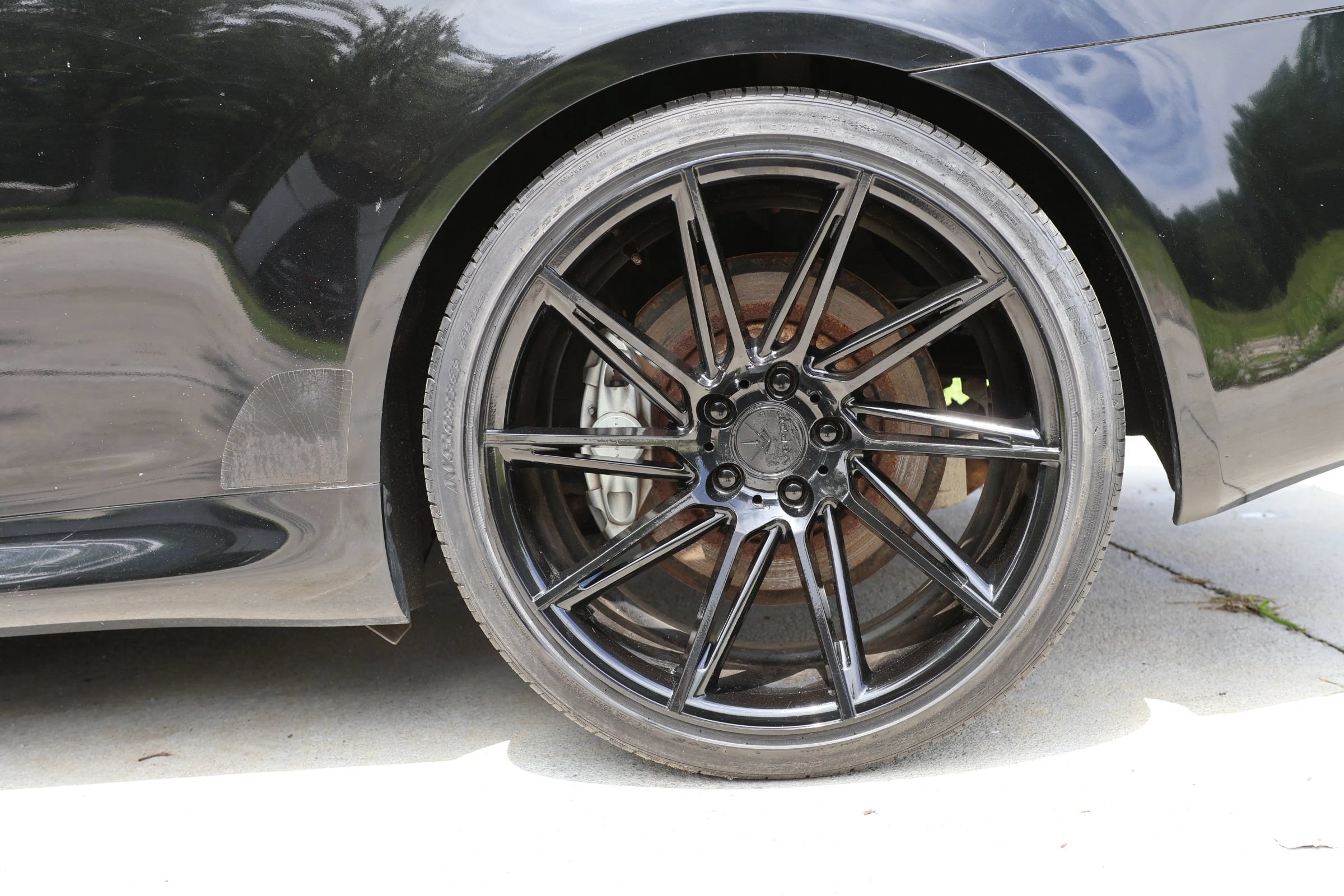 Used 2010 INFINITI G37 Sport w/ Navigation Pkg RWD image 12